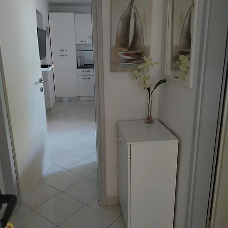 By The Sea Slatine, Ciovo - 9709 Apartment