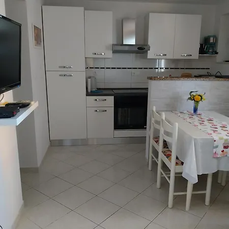 Apartman By The Sea Slatine, Ciovo - 9709 Trogir